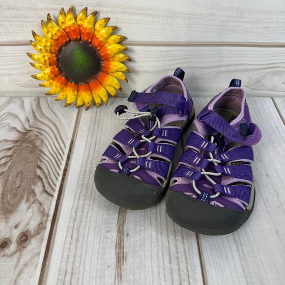 keen newport H2 girls sandals 2Y - Picture 1 of 5